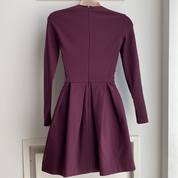 Aritzia Sunday Best Tartine Dress.  Size 00. - Picture 3 of 5